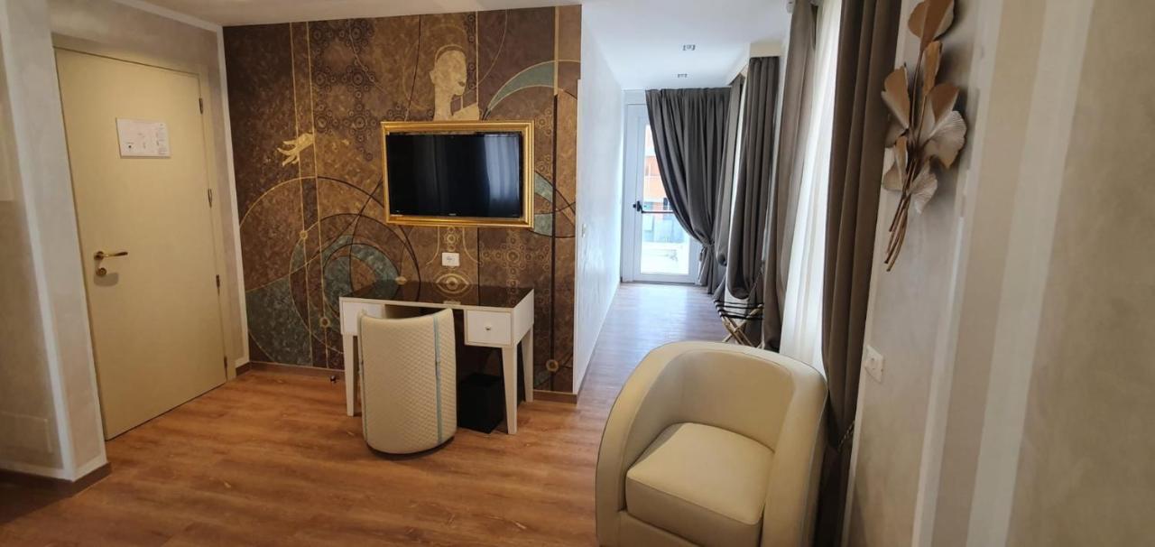 Amsterdam Suite Hotel & Spa Rimini Eksteriør billede